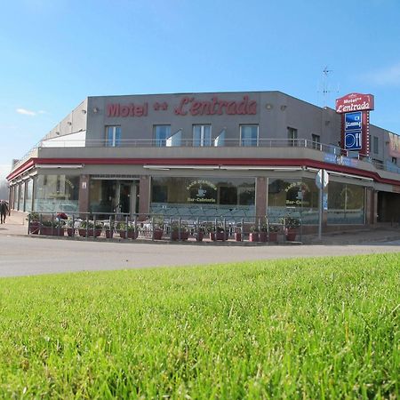 Motel La Entrada Riudarenes Exterior photo